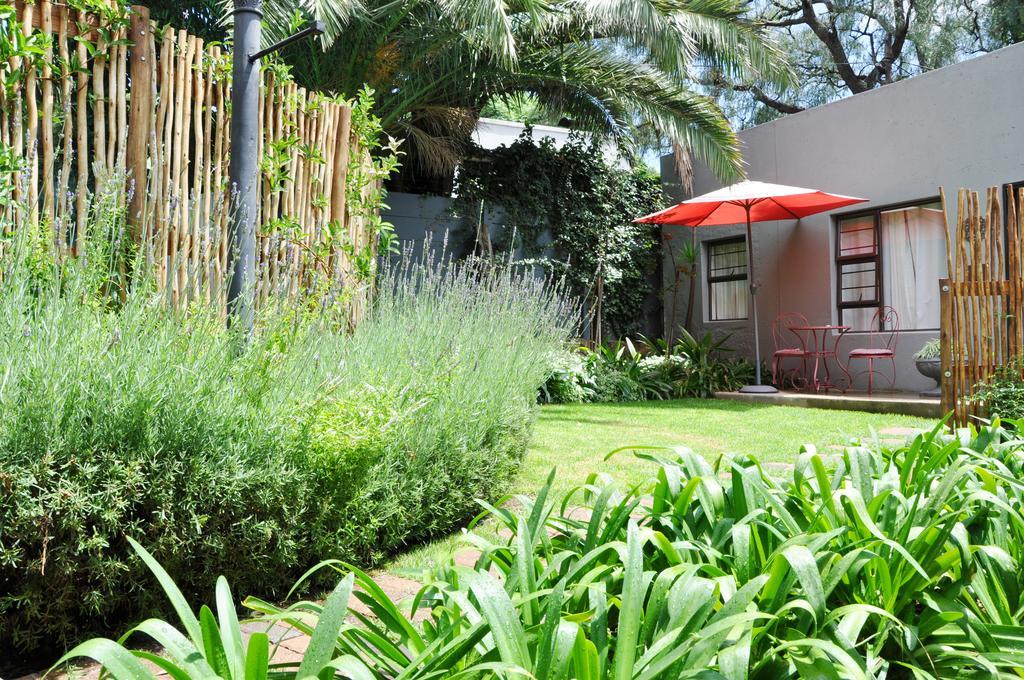 Ginnegaap Guesthouse Johannesburg Buitenkant foto