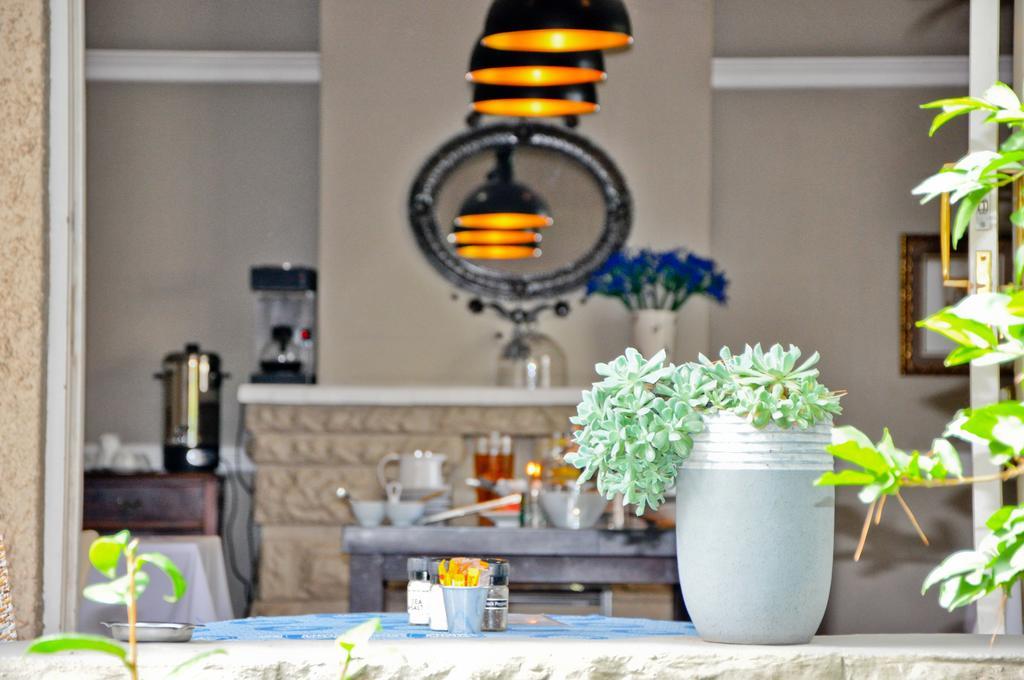 Ginnegaap Guesthouse Johannesburg Buitenkant foto