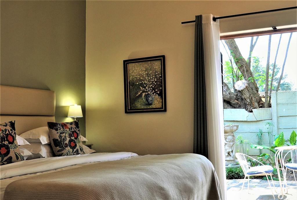 Ginnegaap Guesthouse Johannesburg Buitenkant foto