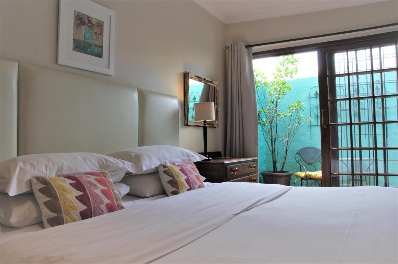 Ginnegaap Guesthouse Johannesburg Buitenkant foto